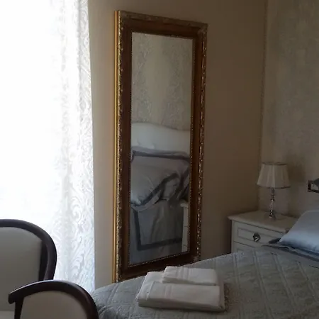 Daphnae House בית הארחה פלמה די מונטקיארו